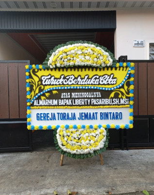 Papan Bunga Duka di Legok